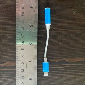 Iphone connector/adapter for car or home. EUC.
